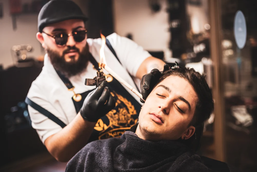 Haarschnitt mit Präzision bei Marvin K.